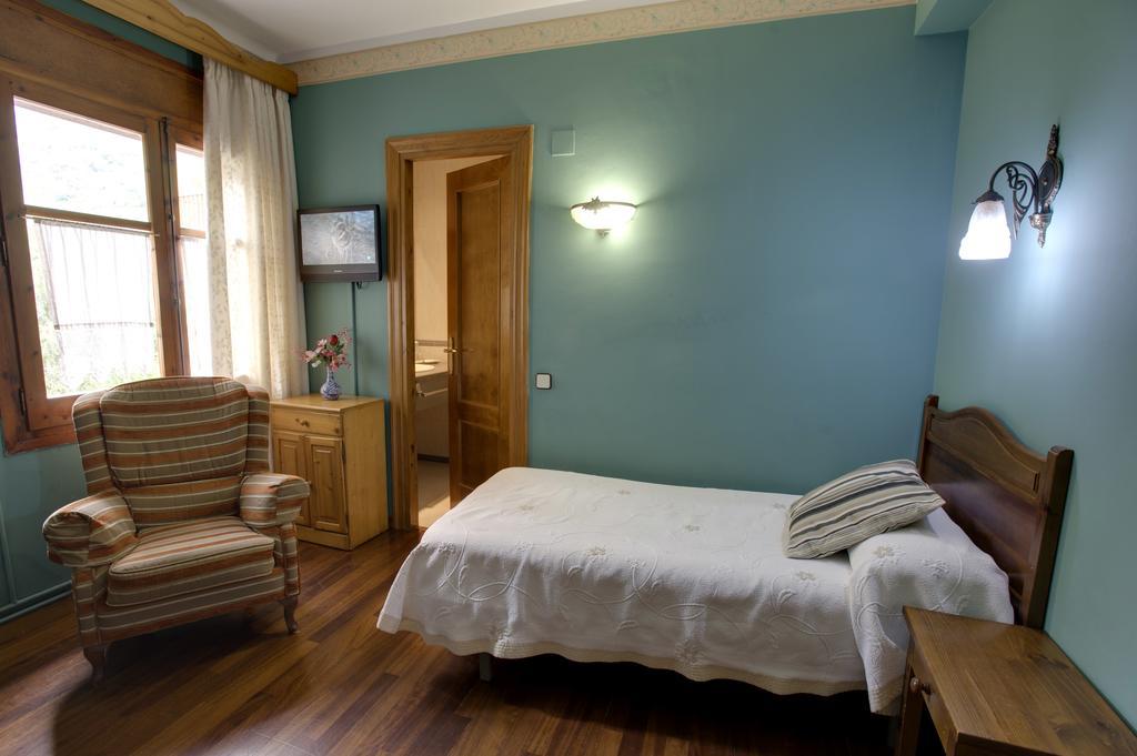 Hotel Avenida Benasque Exterior foto