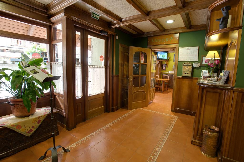 Hotel Avenida Benasque Exterior foto